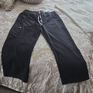 NWT Figs Women’s Black Wide Leg Drawstring Pants